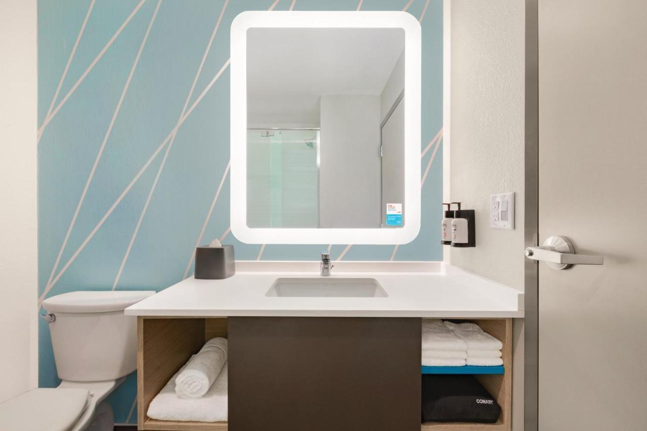 Avid Hotels - Tulsa Hills Экстерьер фото